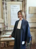 1 Joyce Pelen