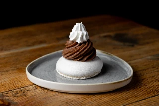 1 Restaurant Savoyard L
