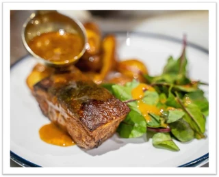 3 Bistrot Cocotte et Tire Bouchon