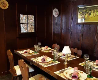2 Restaurant  Caveau d